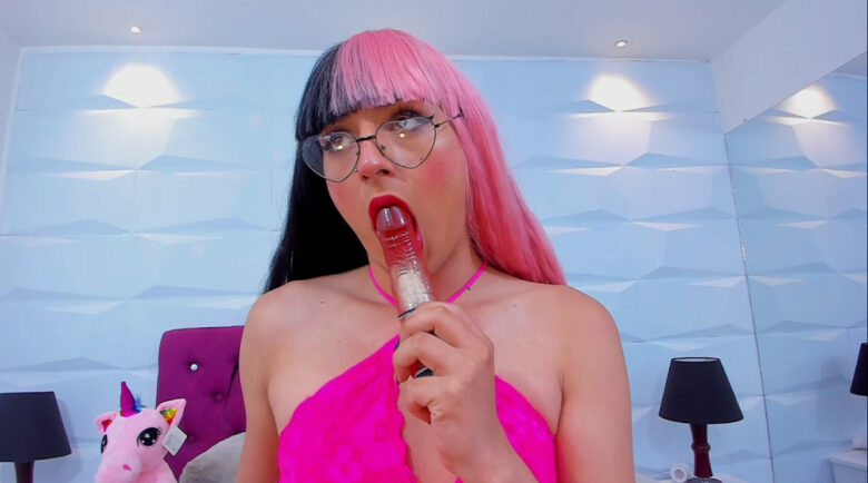 Charlotte_Turner's Hot Pink Blowjob Tease