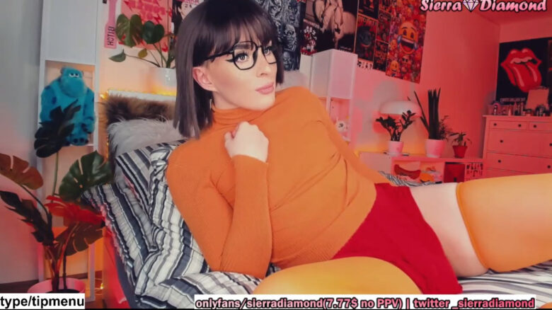 Sierra_Diamond Is A Beautiful Velma With A Surprise